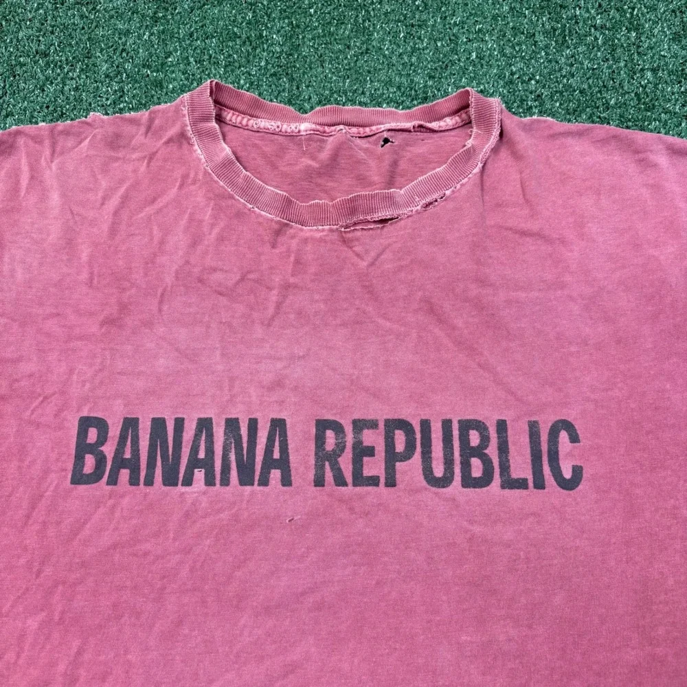 Vintage 90s Banana Republic T-shirt